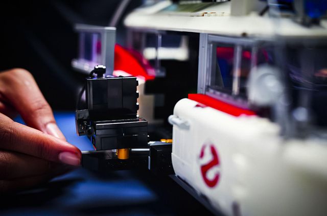 Lego випустив конструктор з легендарним Cadillac з фільму Мисливці за привидами - фото 433888