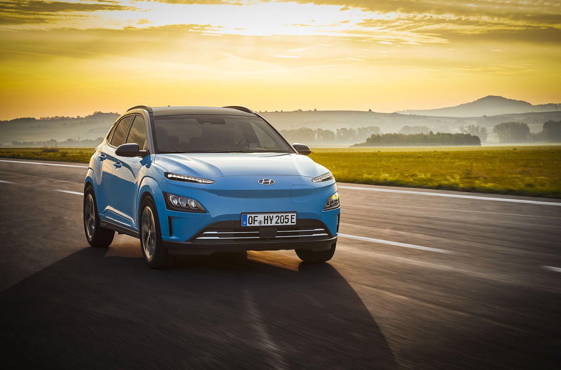 Представлено оновлений електрокросовер Hyundai Kona: він отримав "розумну" зарядку