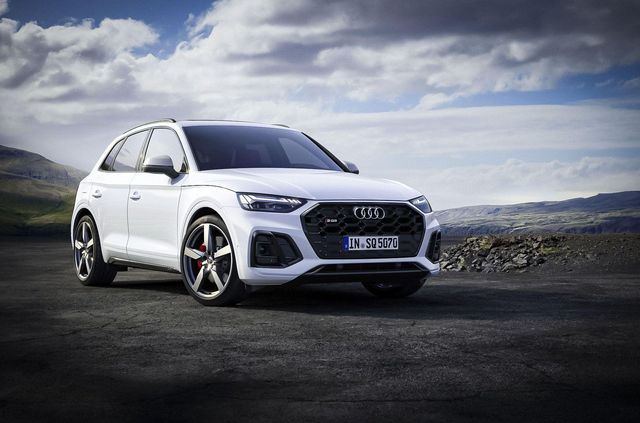 Дебют зарядженого Audi SQ5: в авто оновили дизайн, але 'урізали' потужність - фото 434945