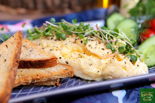 Що приготувати на сніданок для всієї родини за 5 хвилин - фото 435041