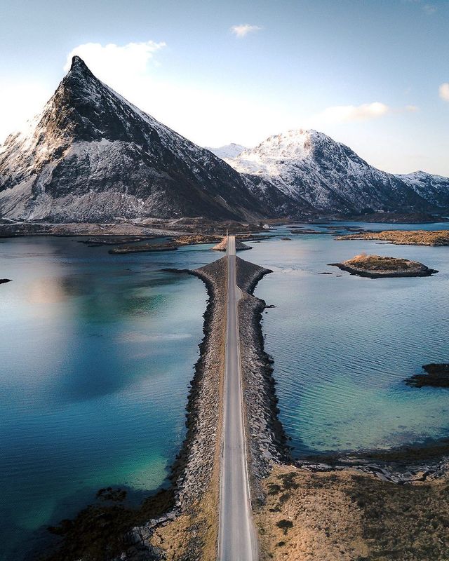 Подорожі світом, яких бракує всім: захопливі кадри шведського фотографа - фото 435186