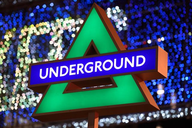 Sony підготувала лондонське метро до виходу PlayStation 5 - фото 435681