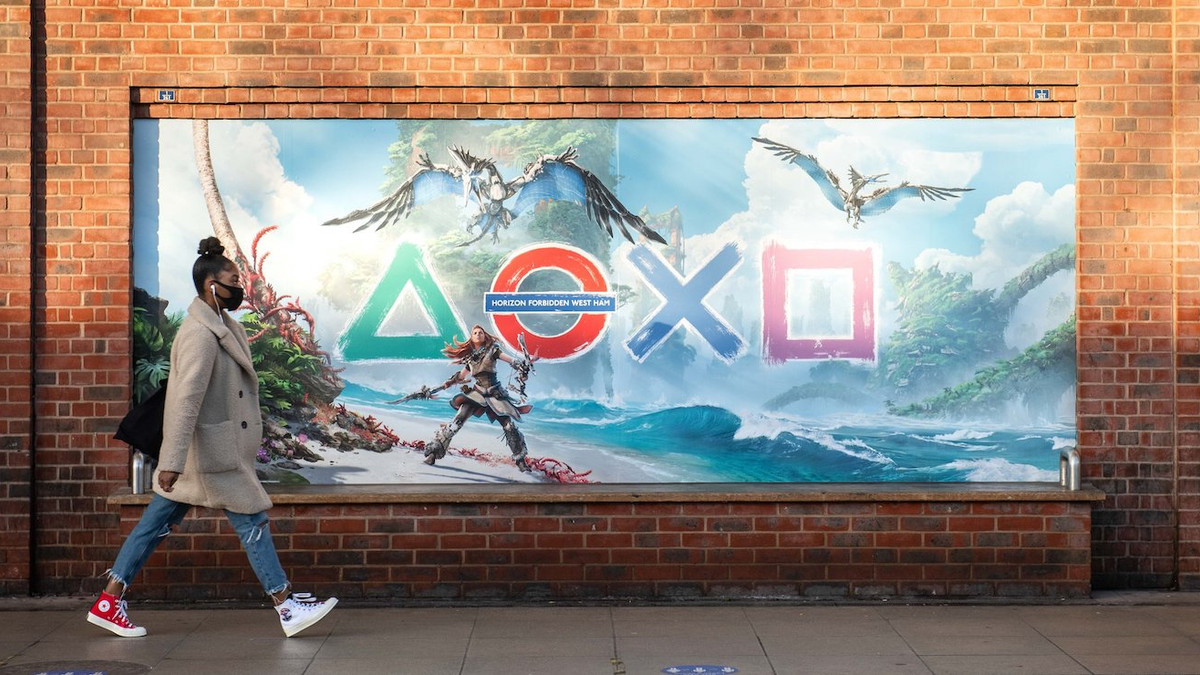 Sony прекрасила метро лондона символікою PlayStation - фото 1