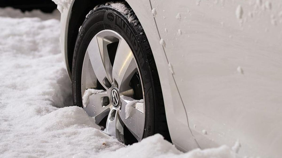 як витягти авто з бруду чи снігу - фото 1