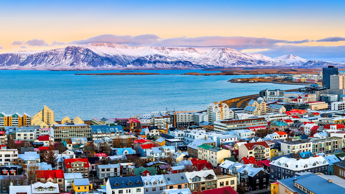 Ісландія вирішила відкрити кордони тільки для багатих туристів - фото 1