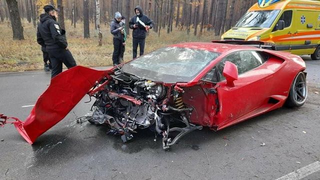 На зйомках фільму під Києвом розбили на шаленій швидкості спорткар Lamborghini: фото - фото 436356