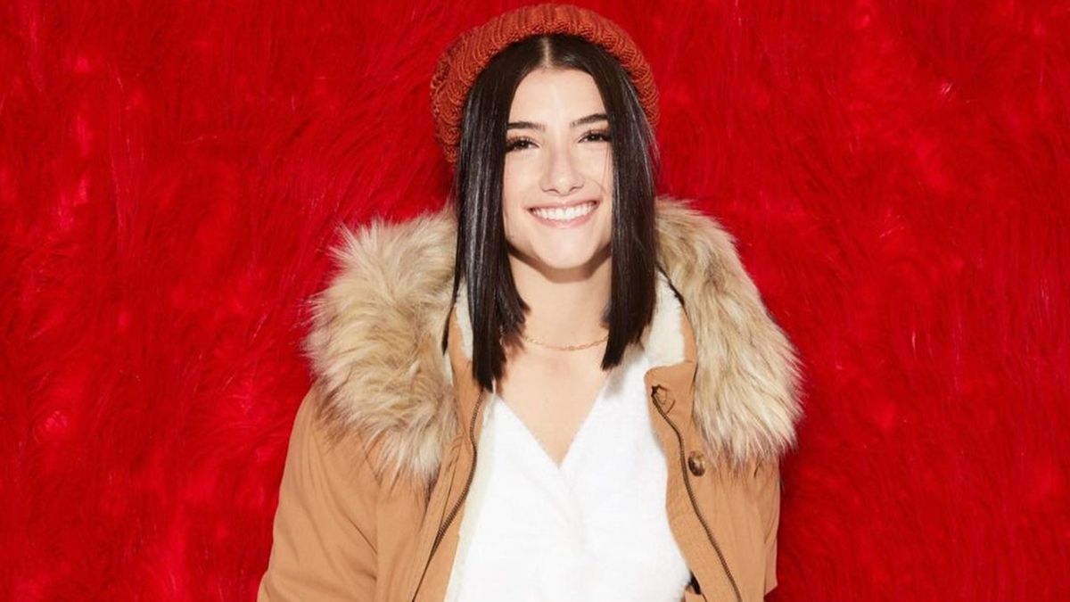 Абсолютний рекорд: 16-річна дівчинка набрала 100 мільйонів підписників у TikTok