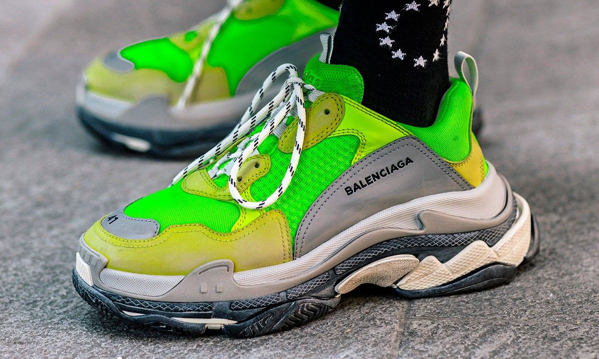 Balenciaga випустили кросівки, які не можна носити
