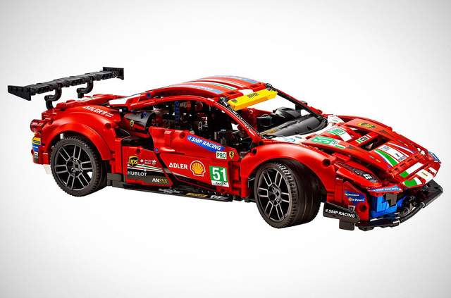 LEGO представило конструктор Ferrari 488 GTE: тепер у кожного може бути суперкар - фото 436521