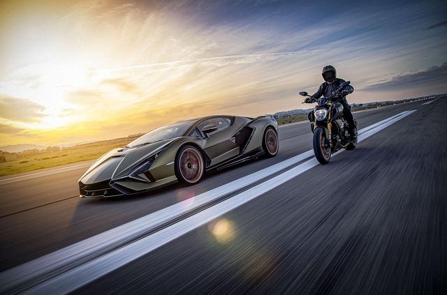 Представлено мотоцикл Ducati у стилі Lamborghini Sian: у чому його особливість - фото 436751