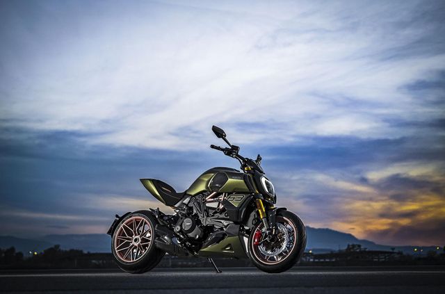 Представлено мотоцикл Ducati у стилі Lamborghini Sian: у чому його особливість - фото 436752