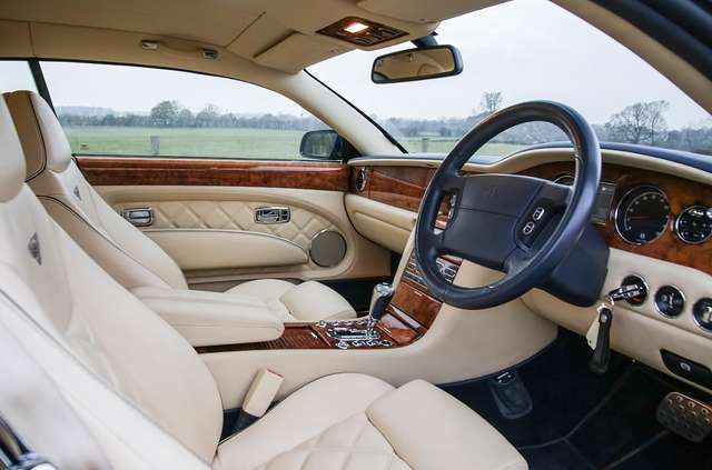 Рідкісний Bentley Brooklands продадуть на аукціоні - фото 437338