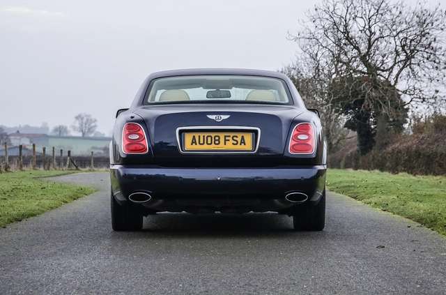 Рідкісний Bentley Brooklands продадуть на аукціоні - фото 437340