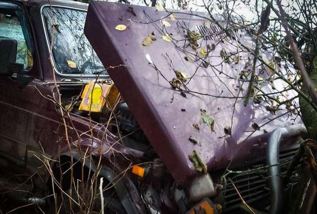 Український школяр за одну ніч викрав і розбив три авто - фото 437520