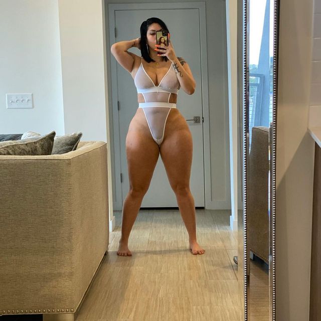 Дівчина тижня: гаряча модель без комплексів Шейла Фонг, яка претендує на пікантний рекорд - фото 437995