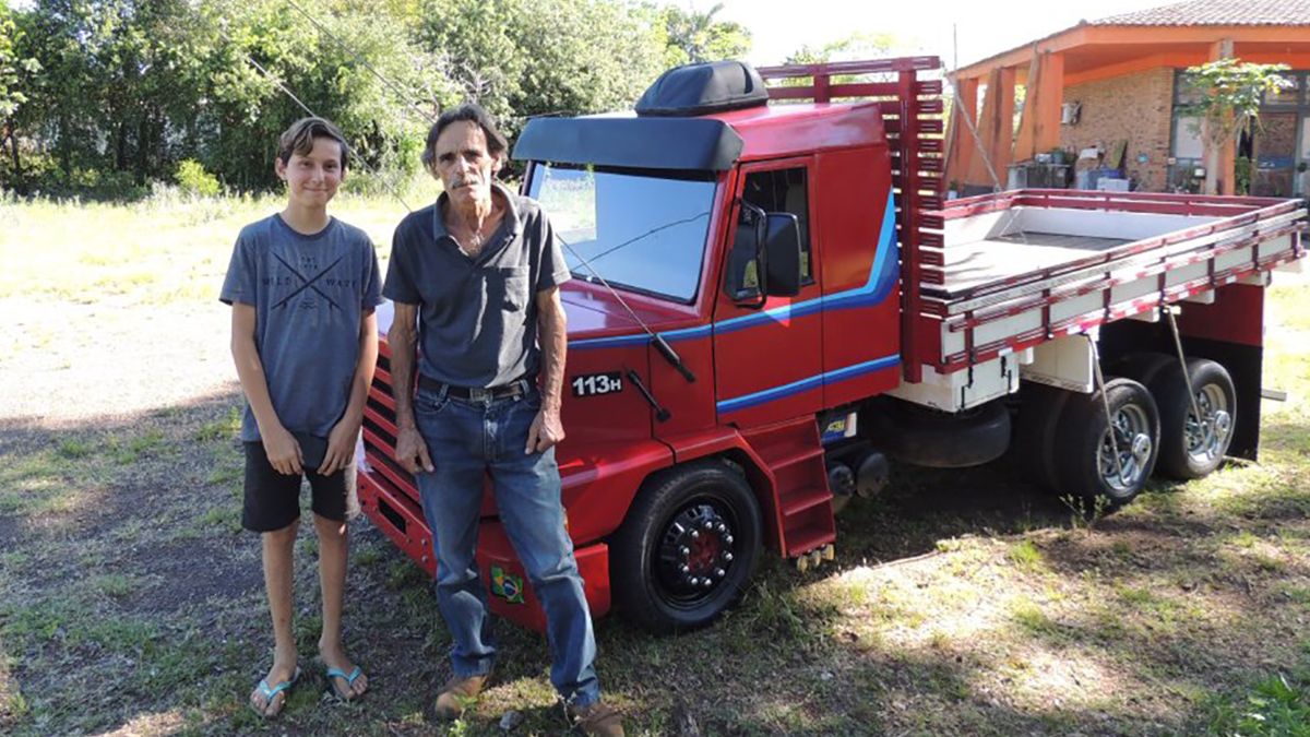 Ентузіаст з Бразилії змайстрував зменшену копію Scania з витратою палива 8 л/100 км: фото - фото 1