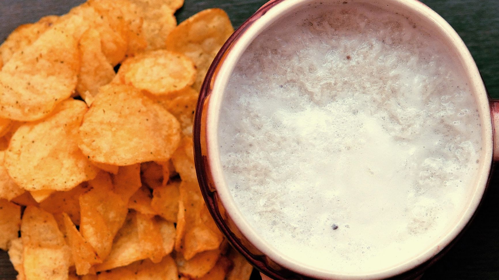 Науковці придумали, як побороти зміни клімату за допомогою пива та чипсів