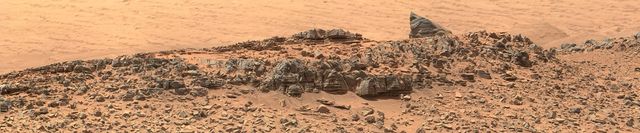 Марсохід Curiosity зробив нові фотографії Червоної планети - фото 438598