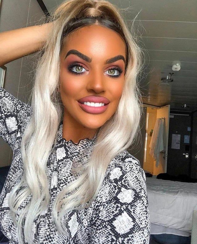 Косметика проти краси: епічні фото дівчат з невдалим макіяжем - фото 438907