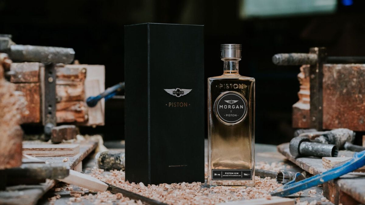 У Британії почали виготовляти джин з тирси: вартість ексклюзивного напою - фото 1