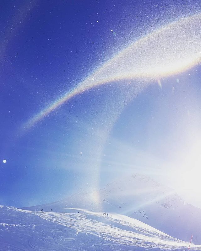 Над Швейцарією утворився алмазний пил: кадри рідкісного атмосферного явища - фото 439111