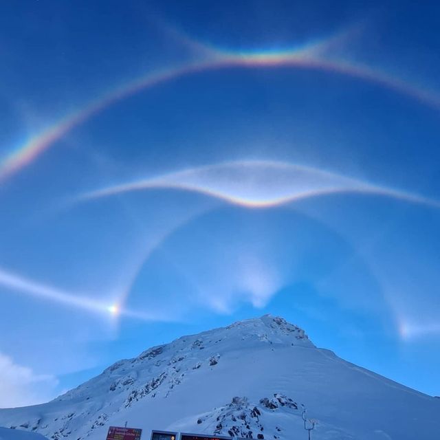 Над Швейцарією утворився алмазний пил: кадри рідкісного атмосферного явища - фото 439113