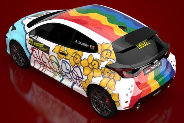 Toyota присвятила авто людям, які працювали під час епідемії COVID-19: фото - фото 439121