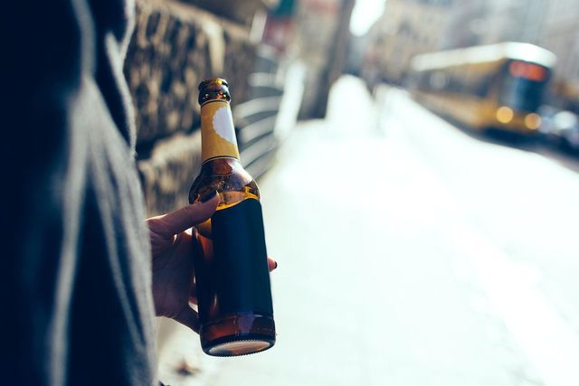 Чому на морозі не варто зігріватися алкоголем - фото 439183