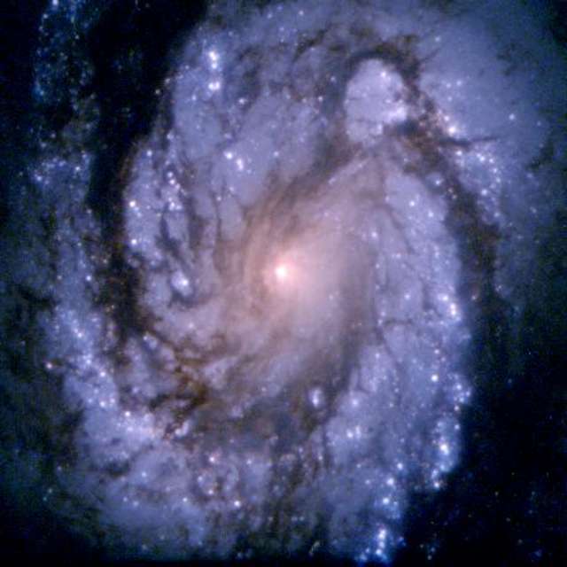 У NASA показали 30 неймовірних фото космосу, приурочені до ювілею телескопа Хаббл - фото 439254