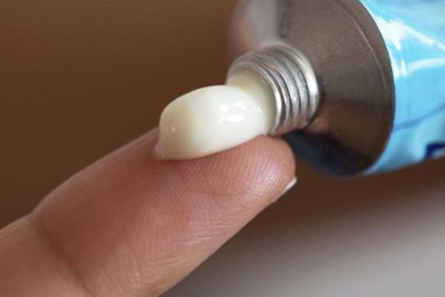 Декомунізація у вашій аптечці: Супрун розповіла, які засоби пора прибрати з полиць - фото 439370