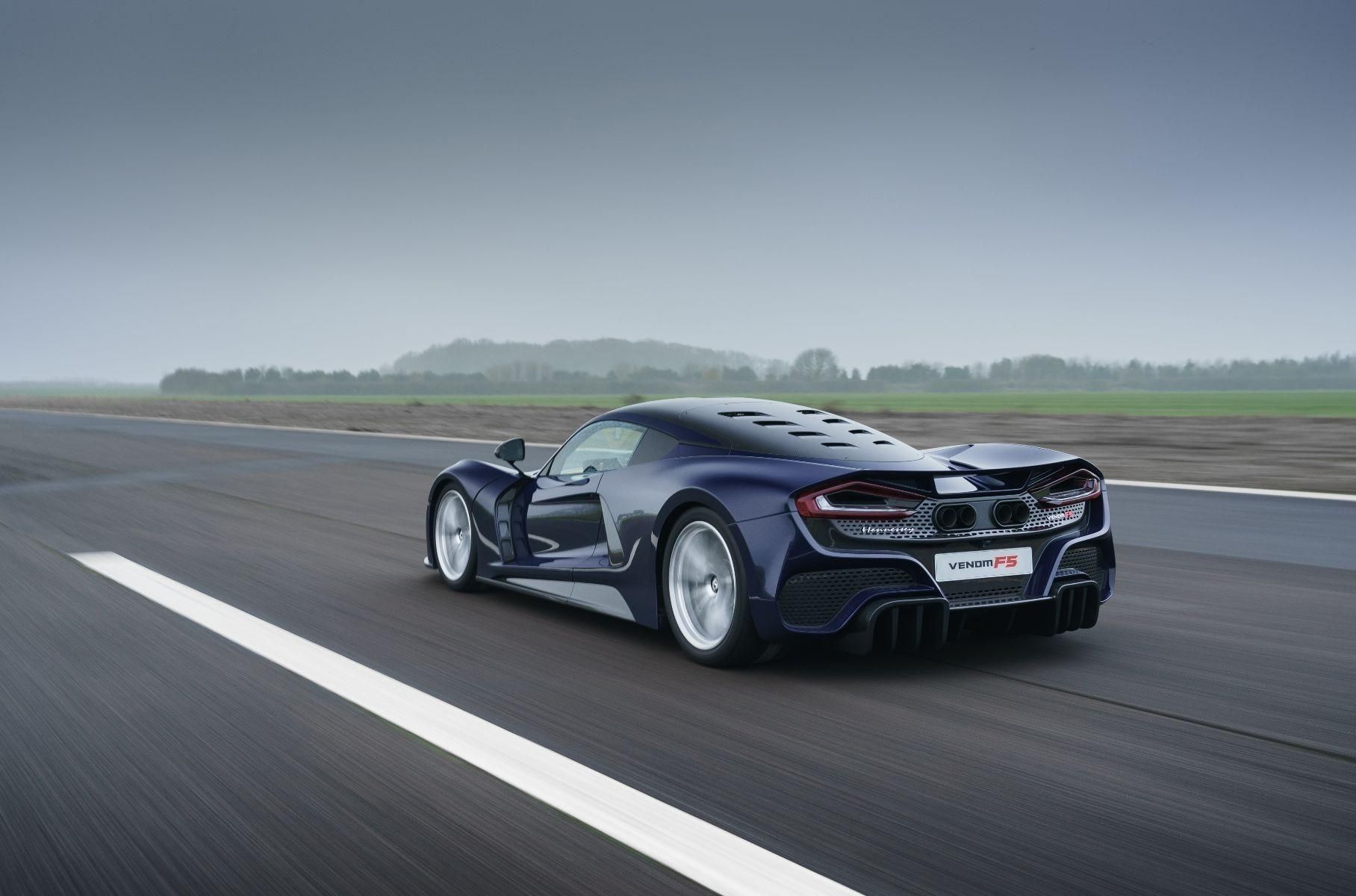 Представлено гіперкар Hennessey Venom F5 з 1842 "конячками" під капотом