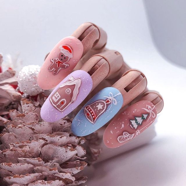 Манікюр на Новий рік 2021: 50 красивих ідей нігтів у фото - фото 439404