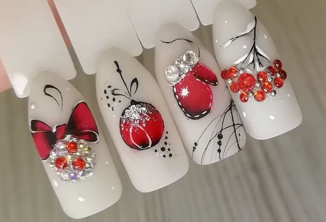 Манікюр на Новий рік 2021: 50 красивих ідей нігтів у фото - фото 439457