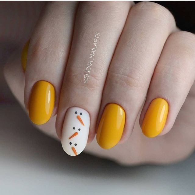 Манікюр на Новий рік 2021: 50 красивих ідей нігтів у фото - фото 439474