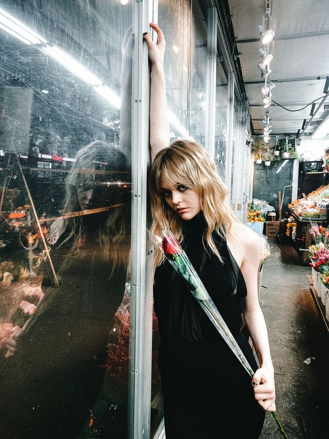 Зірка ремейку Пліткарка знялася для Vogue: гарячі фото красуні - фото 439487