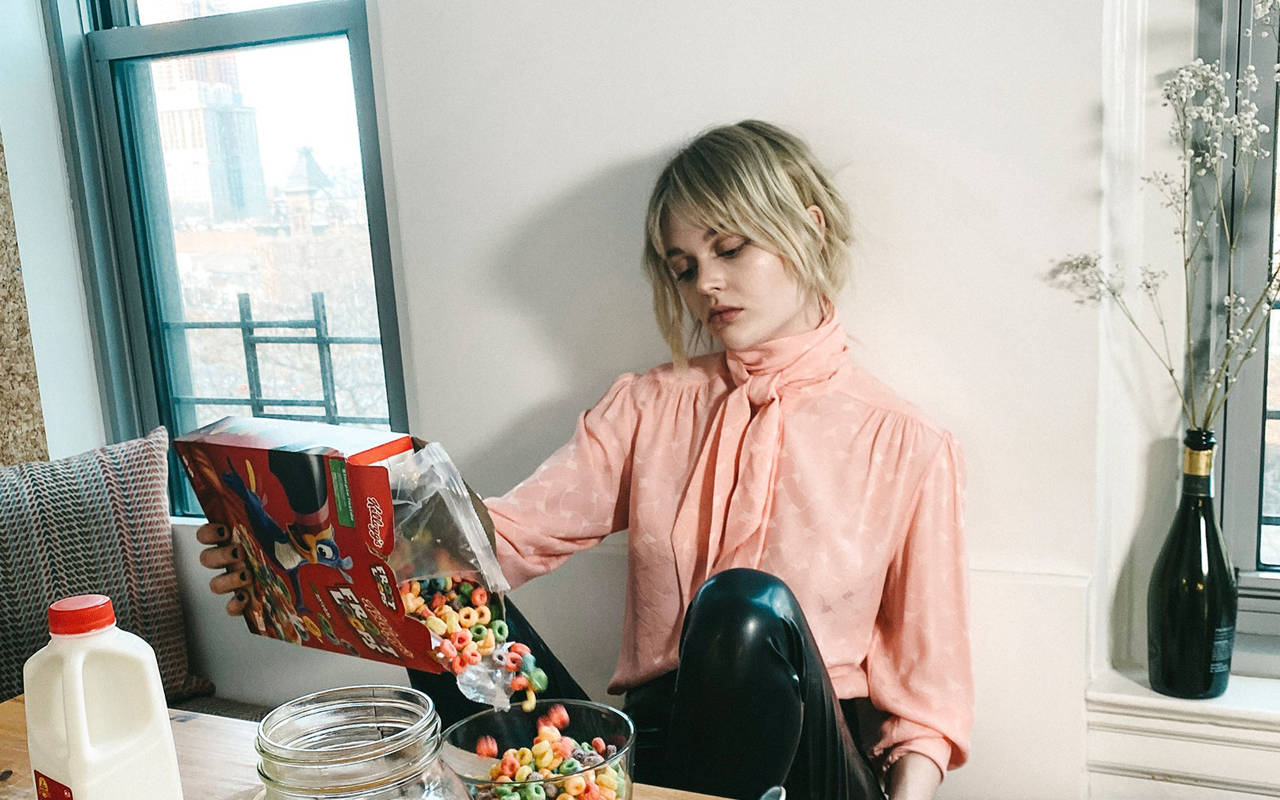 Зірка ремейку Пліткарка знялася для Vogue: гарячі фото красуні