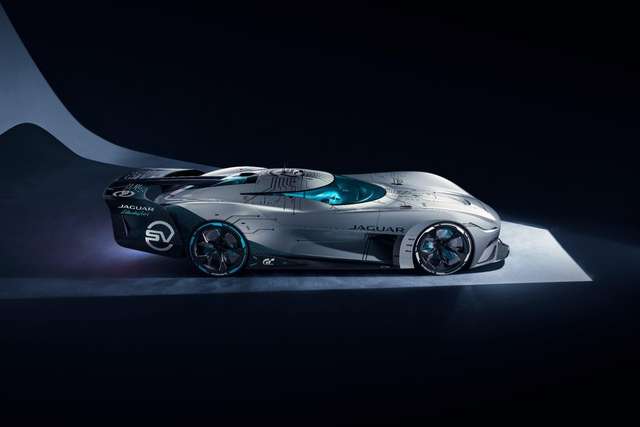Jaguar показав новий віртуальний гіперкар Vision GT SV: до 'сотні' за 1,65 секунди - фото 439646