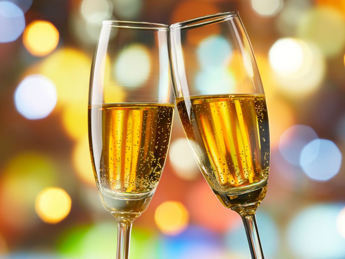 Ці продукти погано поєднуються з шампанським