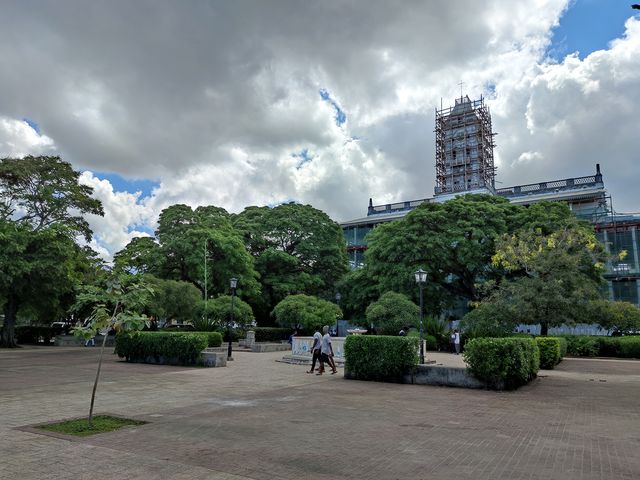 Я сюди не розважатися приїхав: як поєднати роботу та відпочинок на Занзібарі - фото 439866