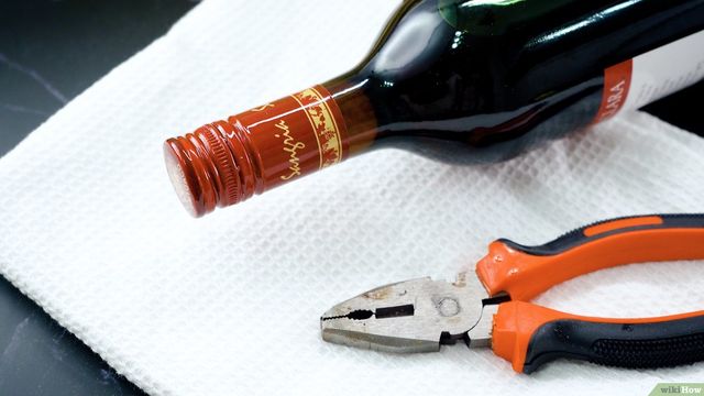 Три способи відкрити пляшку без штопора - фото 440292