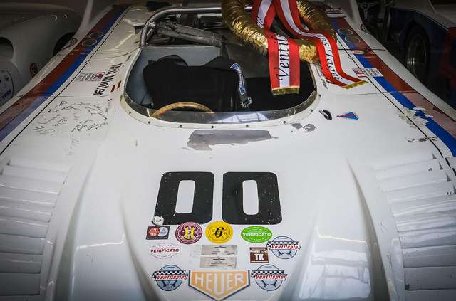 80-річний фанат Porsche придбав собі 80-й спорткар - фото 440312