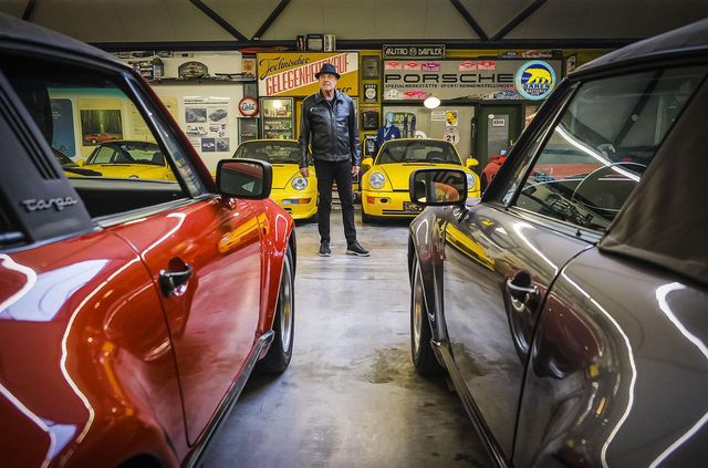 80-річний фанат Porsche придбав собі 80-й спорткар - фото 440313