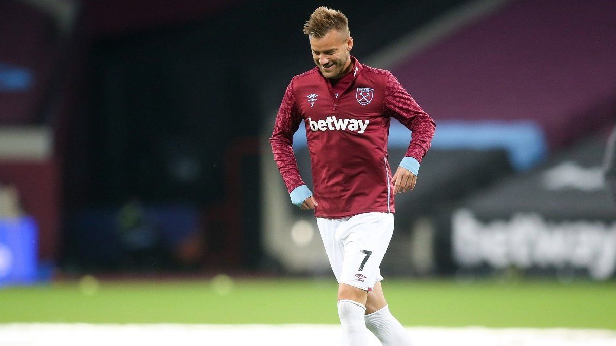 Ярмоленко вперше показав маленького сина