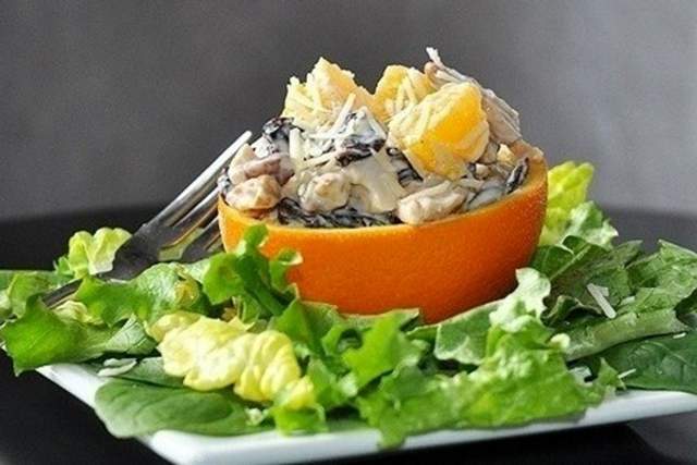 Легкі салати на Новий рік 2022: смачні рецепти з фото - фото 440561