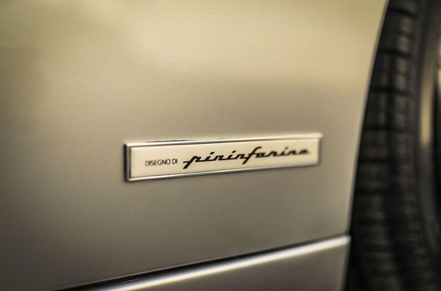 З молотка піде Ferrari Шакіла О'Ніла з надзвичайно просторим салоном - фото 440662