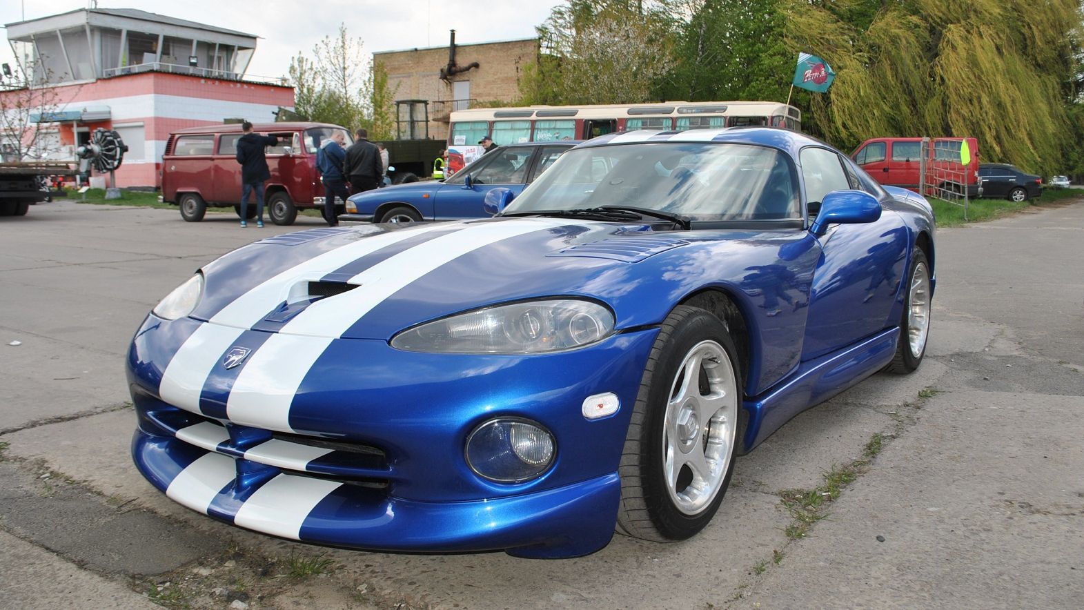В Україні розбили культовий спорткар Dodge Viper