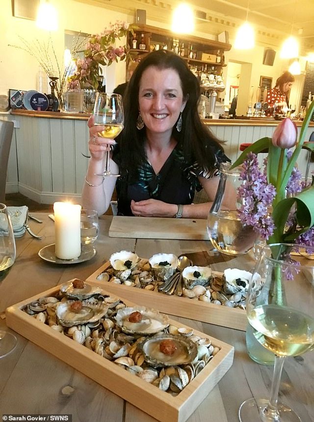 Британка розповіла, що після коронавірусу у неї змінилися усі запахи - фото 440990