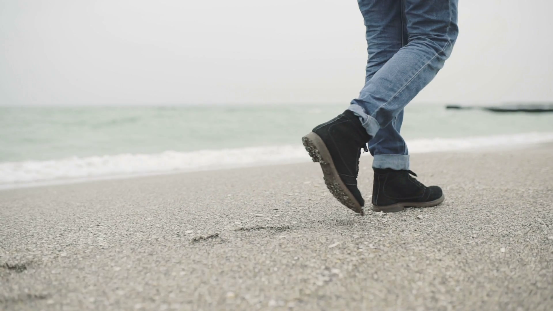 Чоловік тепер планує пройти 160 тисяч кілометрів - фото 1