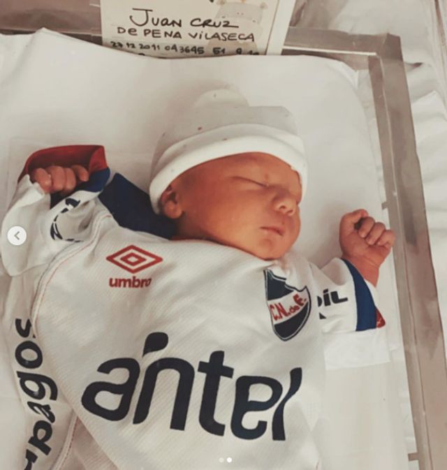 Гравець Динамо став батьком і показав свого первістка - фото 441105