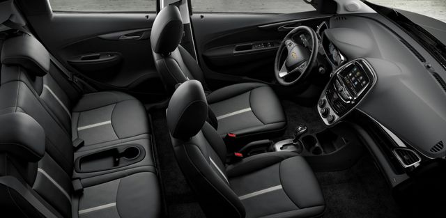 Chevrolet показав найдешевший автомобіль у США - фото 441115